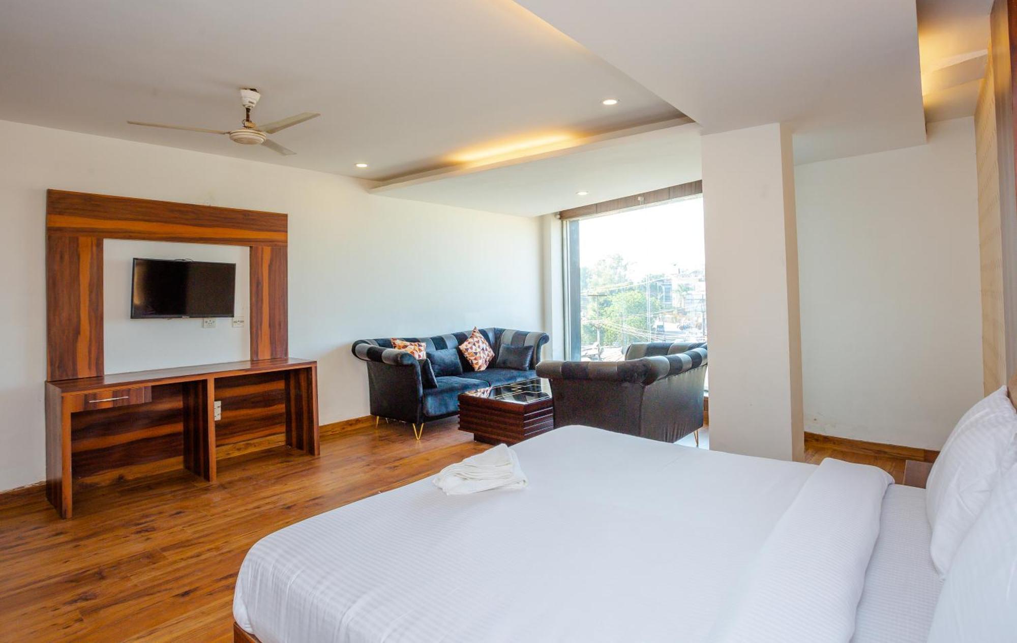 Hotel Doon Déhrádún Pokoj fotografie